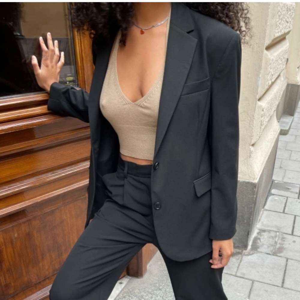 Djerf Avenue Black Forever Blazer